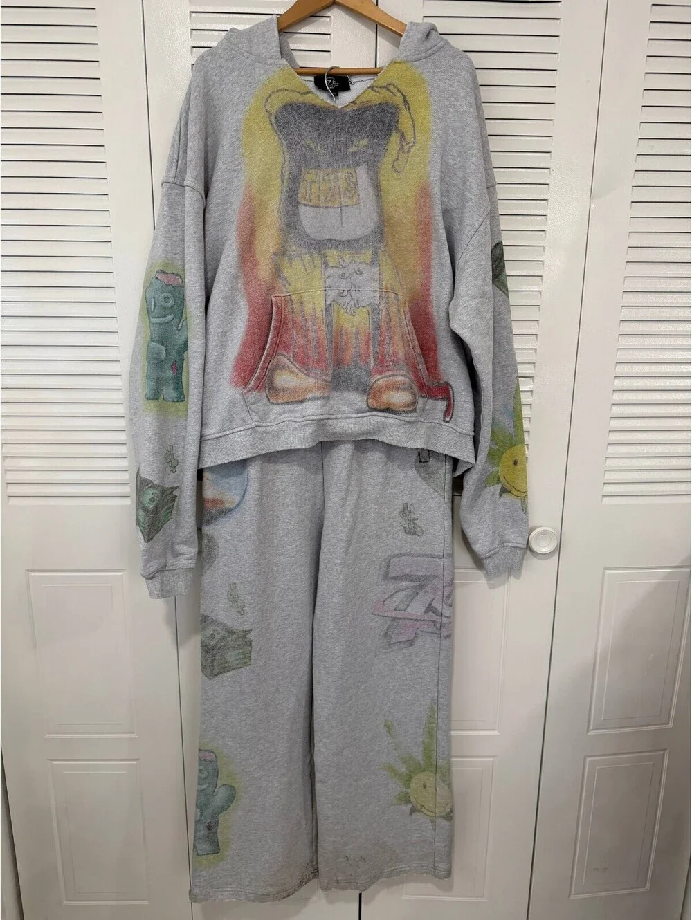 7S XL Graphic Sweatsuit Alien Airbrush Hoodie Wide Leg Pants Y2K Distressed Set
